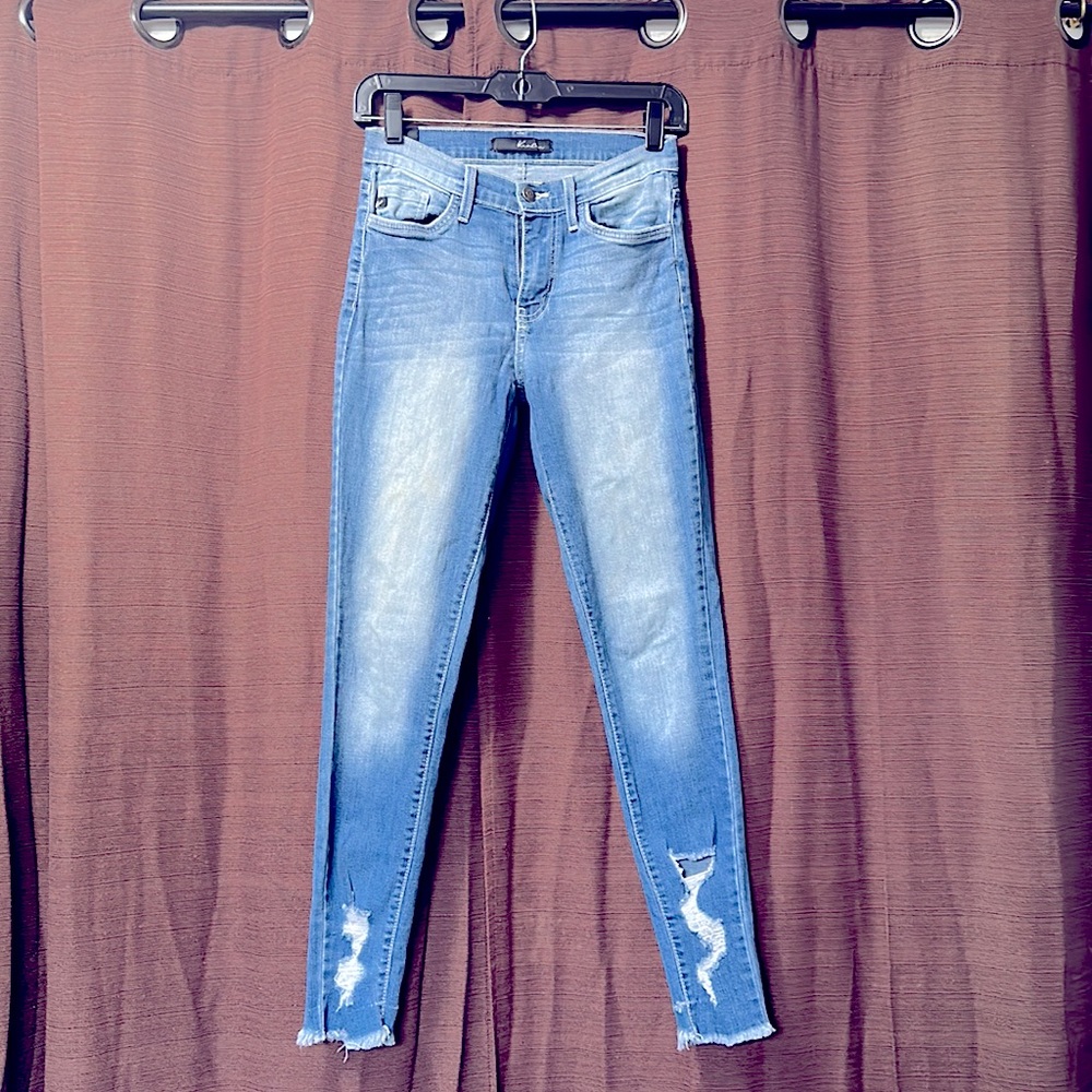 Kancan • The Buckle